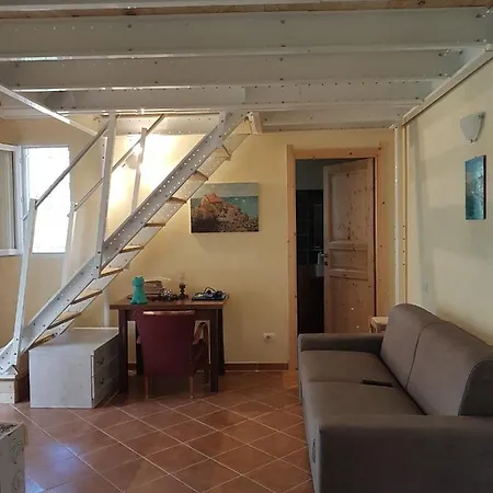 La Rugaia Guest house *